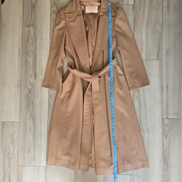 Vintage Pendelton Long Overcoat 100% Wool. (R12) - Picture 13 of 16